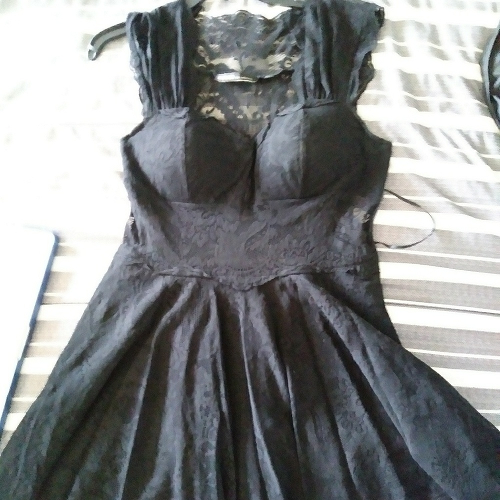 Guess black lace dress